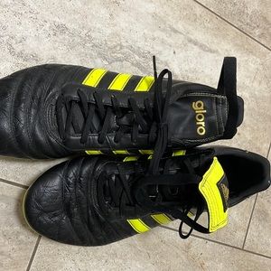 Adidas Gloro soccer cleat
